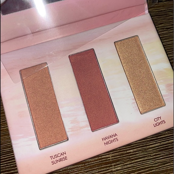 Wander Beauty Blush and Highlighter Palette - Picture 4 of 4